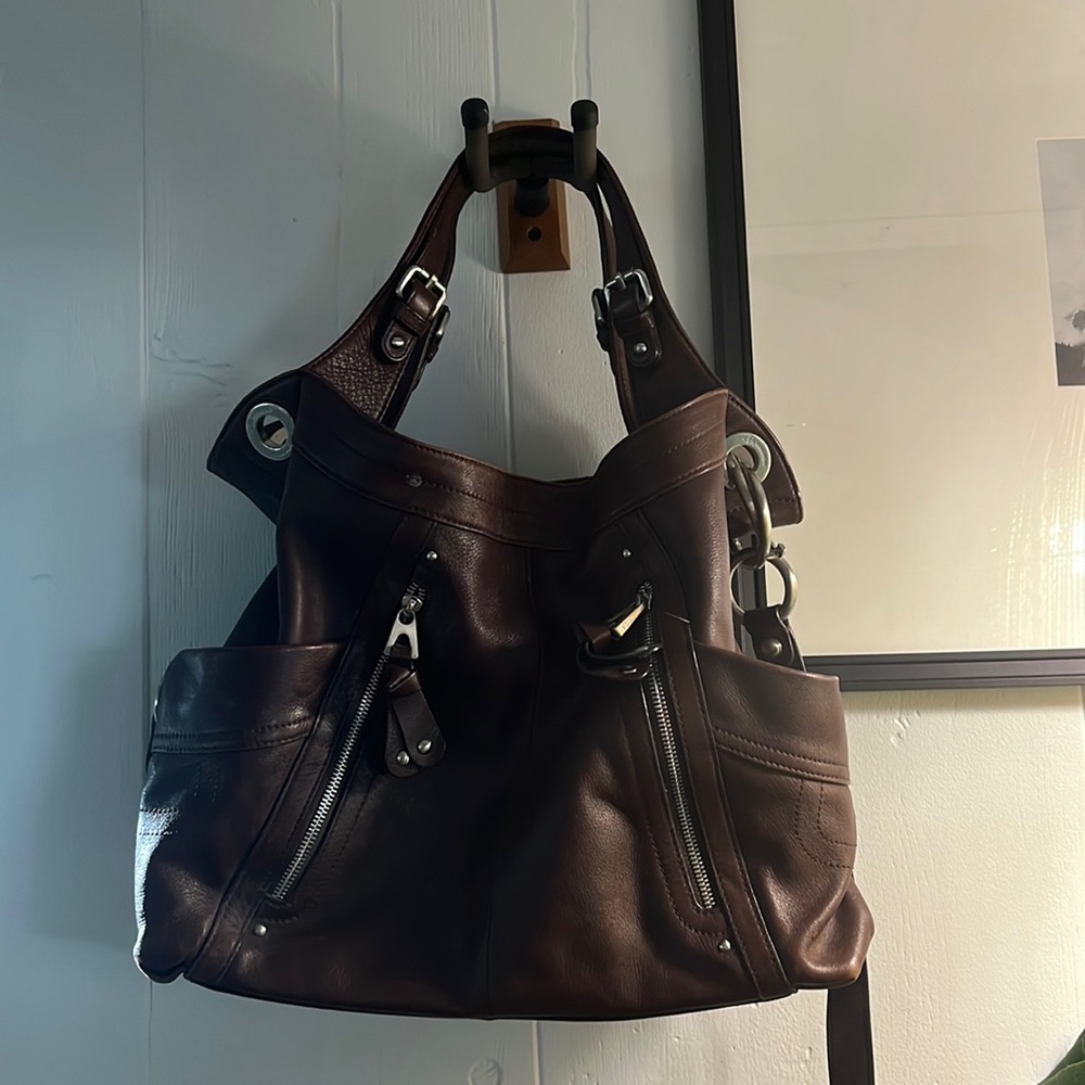 B. Makowsky Genuine Leather Purse